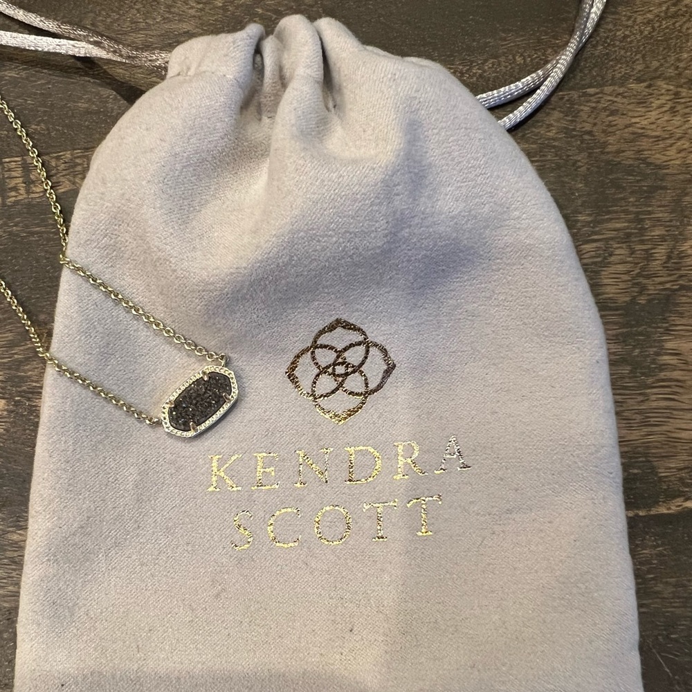 π HP π Kendra Scott Silver Pendant Drusy Necklace - Picture 6 of 9